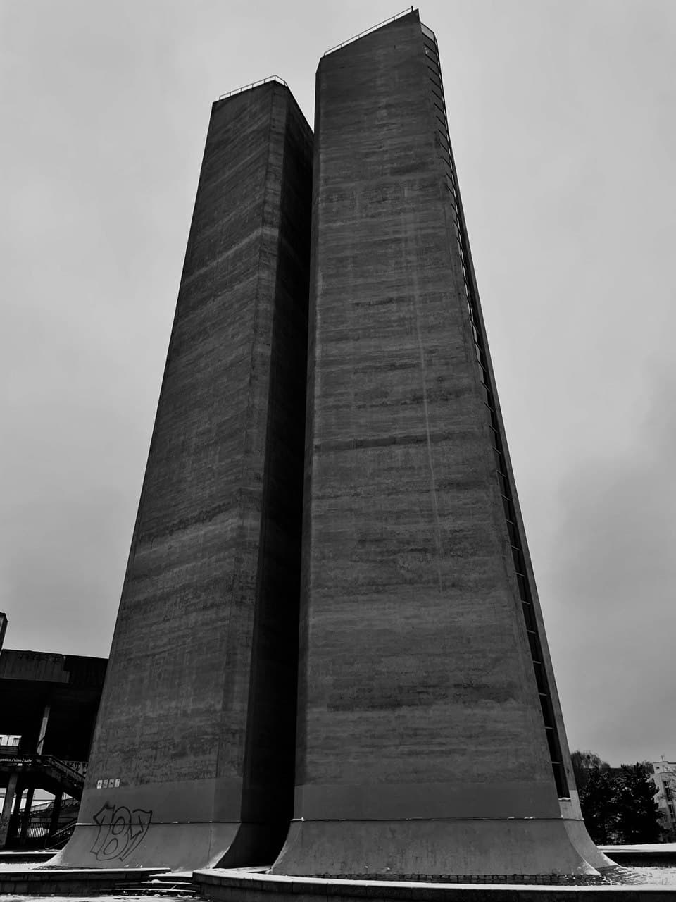 landing image of a stairs